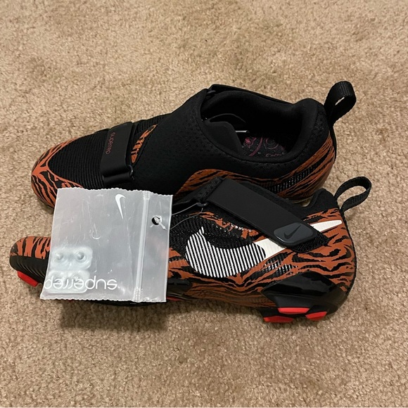 Nike SuperRep Cycle - Picture 2 of 7